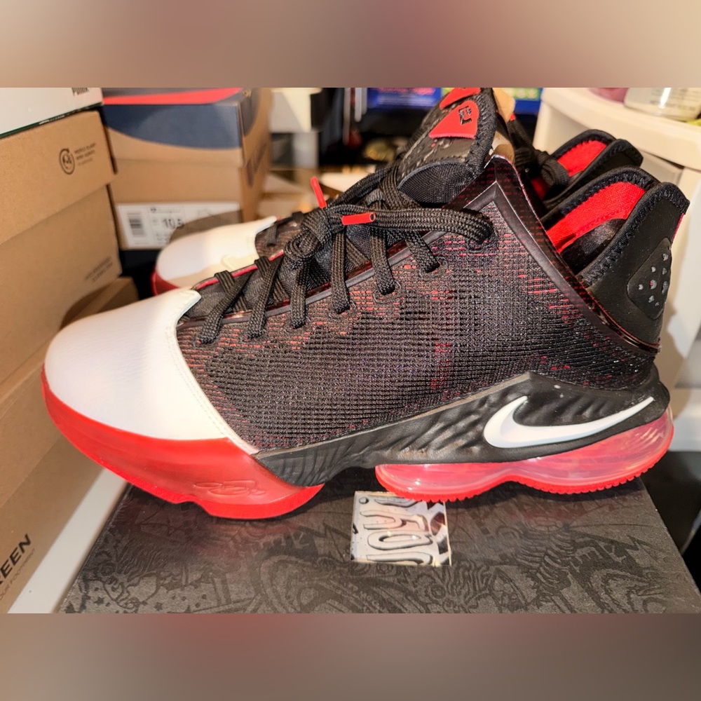 Nike LeBron 19 Low Shoes - Picture 3 of 5